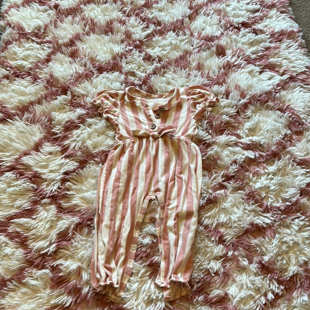 Jessica Simpson onesie